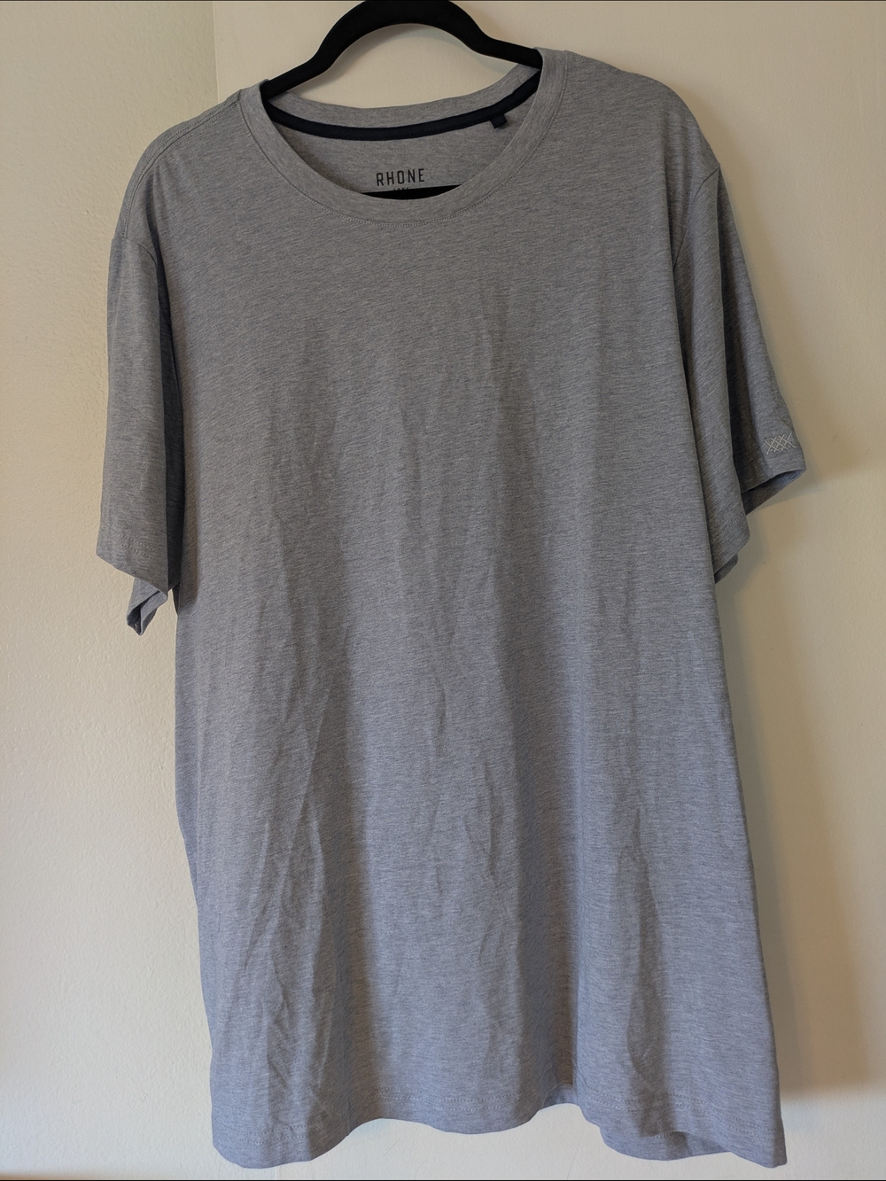 RHONE Short Sleeve Crew Tee in Heather Gray- XXL (NWOT)